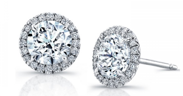 HALO DIAMOND STUDS